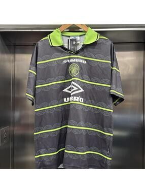 Vintage 90s Umbro celtic Soccer jersey